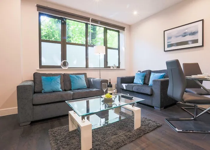 Watford Apartments Century House, Self Contained Units