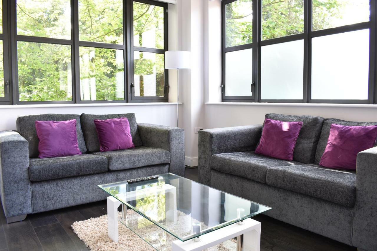 Apartment Watford Century House, Self Contained Units