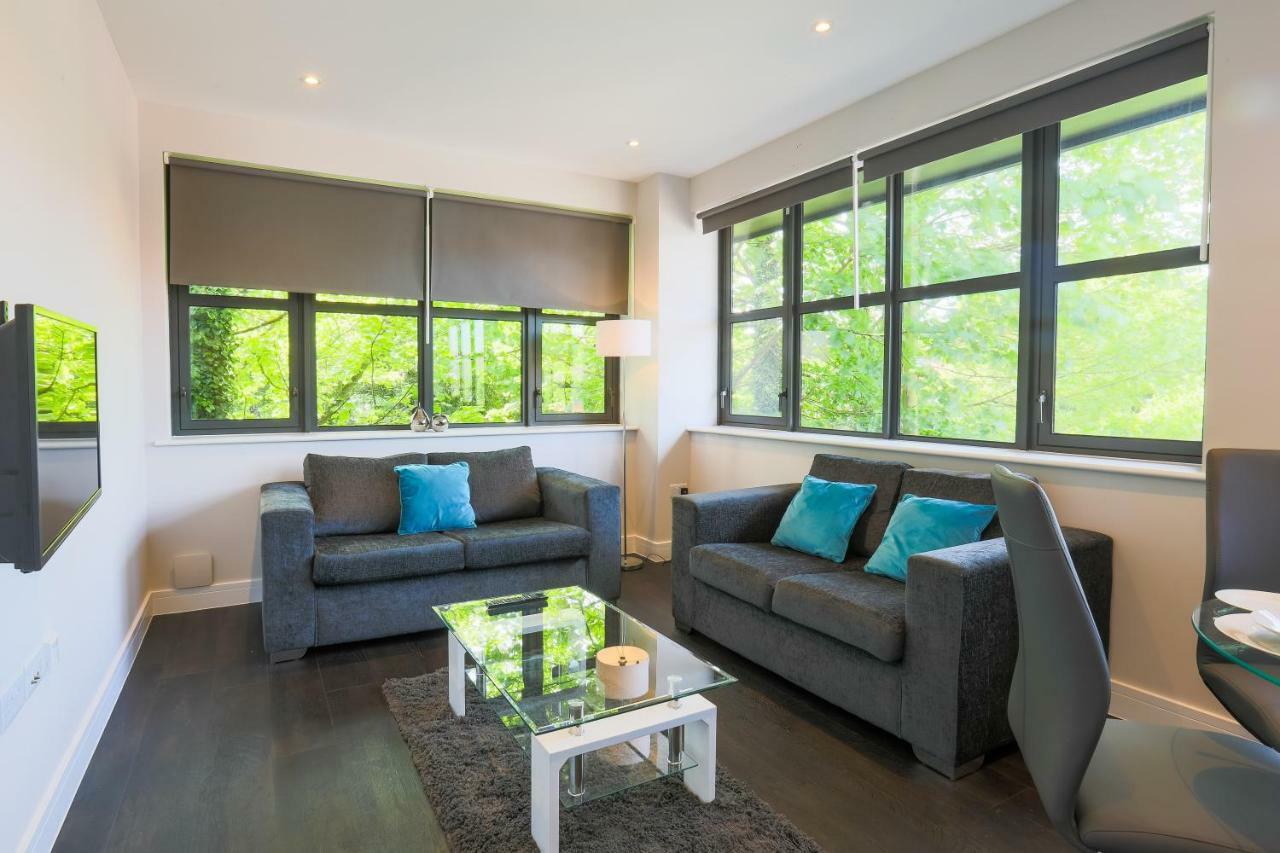Watford Century House, Self Contained Units * Watford (Hertfordshire)