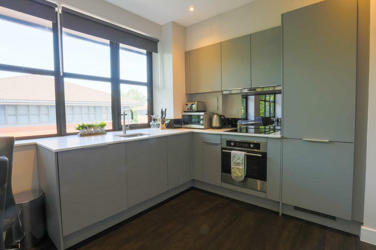 Apartment Watford Century House, Self Contained Units Watford (Hertfordshire)