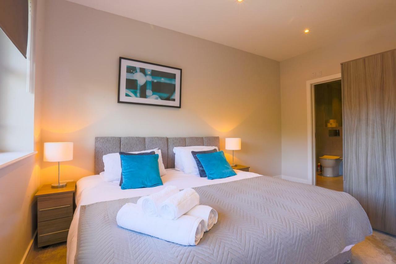 Apartment Watford Century House, Self Contained Units